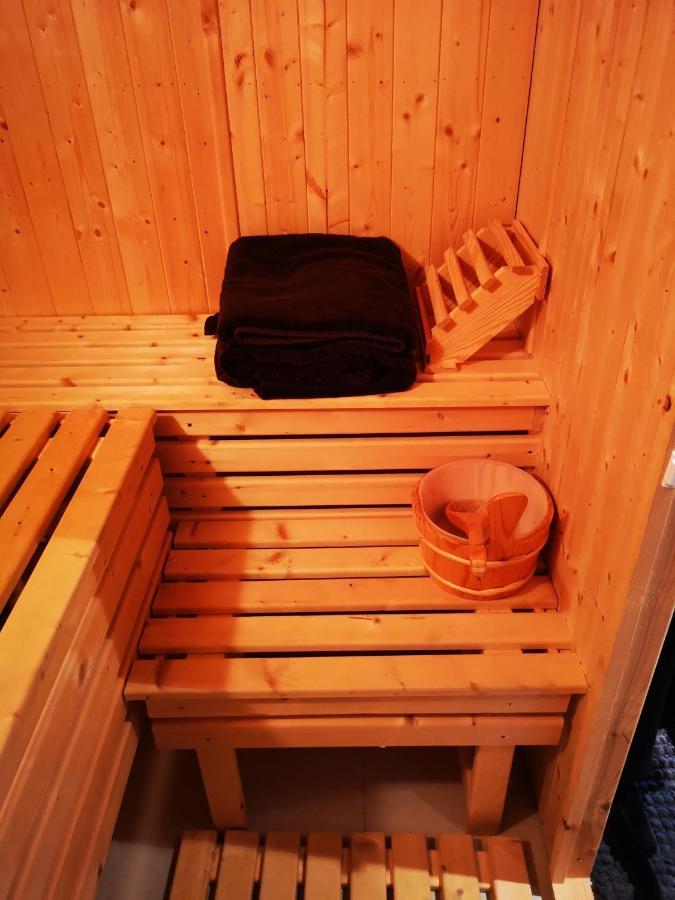 Forest Path Luxury Studio Apartment With Large Bedroom Bathroom And Sauna Sleeps Up To 4 Ballynahinch Esterno foto